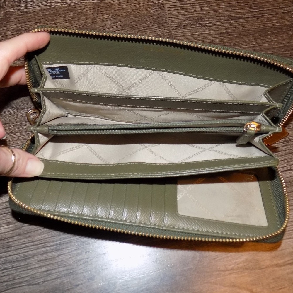 Michael Kors Jet Set Continental Wallet‎ Women Olive Green Good Saffiano Leather - Picture 8 of 8